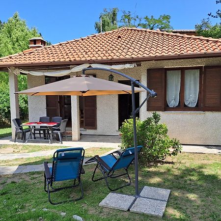Villetta Singola Con Giardino Cottage Ghisallo Zona Bellagio Magreglio Exteriör bild