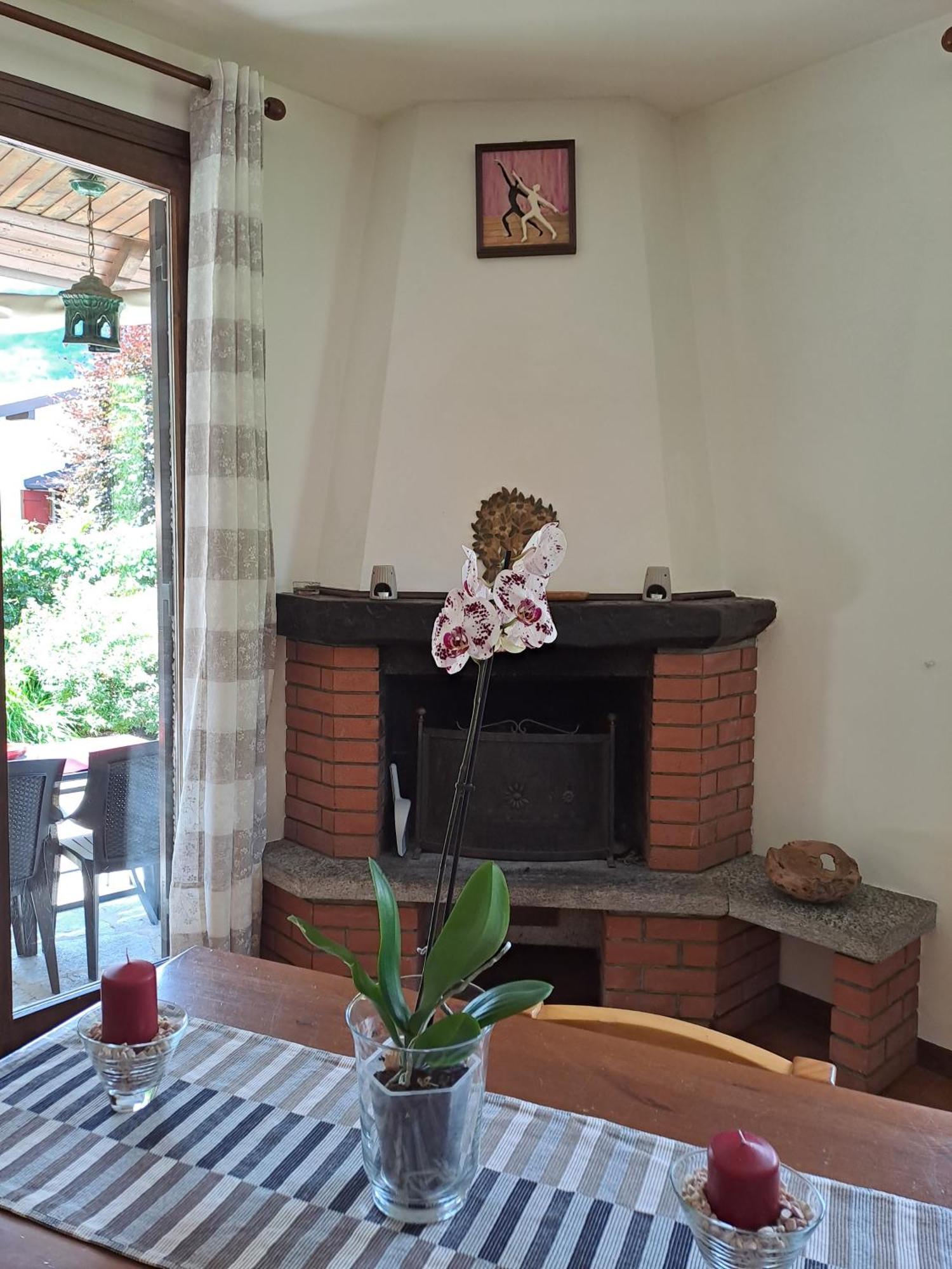 Villetta Singola Con Giardino Cottage Ghisallo Zona Bellagio Magreglio Exteriör bild